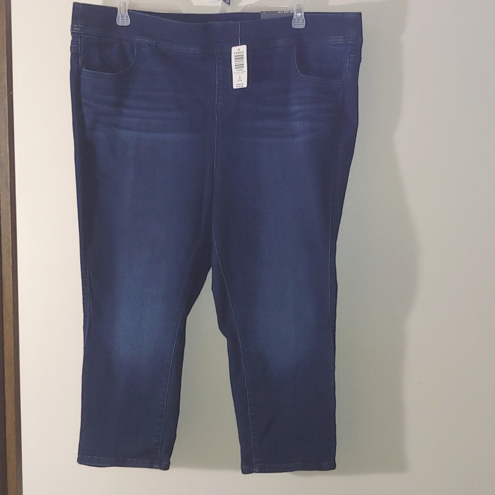 Torrid Crop Lean Stretch Jeans High Rise Size 3 (22/24) NWT